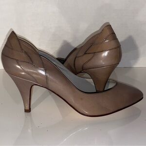 Vintage Italian Made In Italy Bandolino Gray Tan Sexy Design High Heel Pumps
